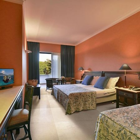 Hotel Schuhmann Paestum Bagian luar foto